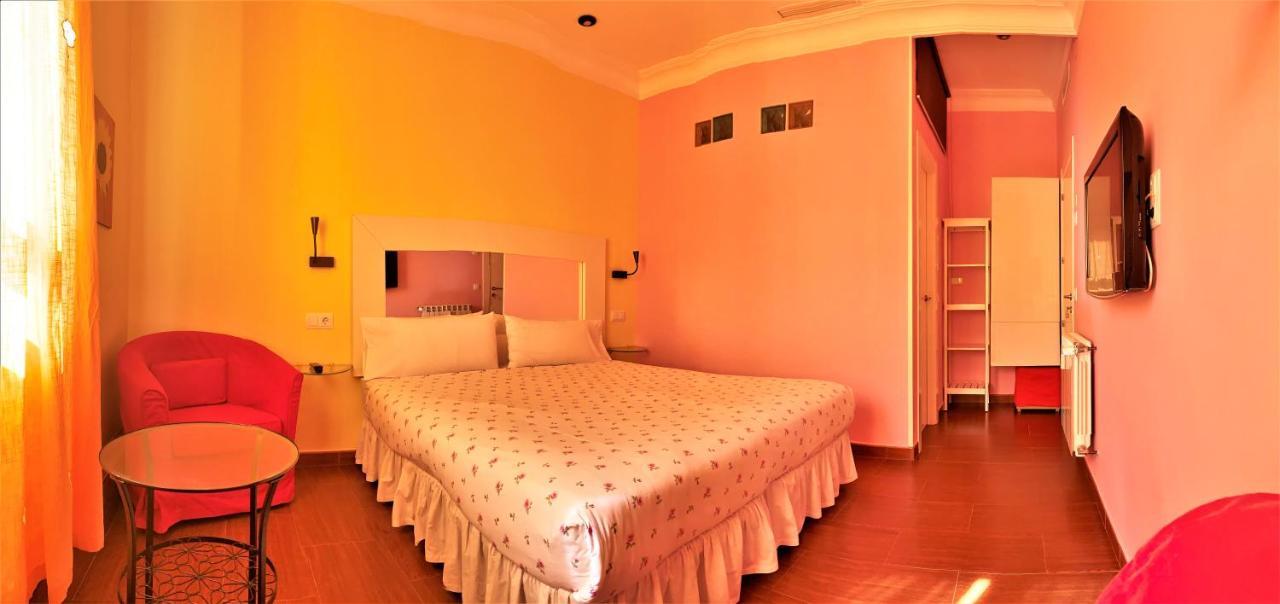 Hostal Arco Iris Madrid Bagian luar foto